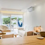 Balaia 3br Sunny Terrace Апартаменты *